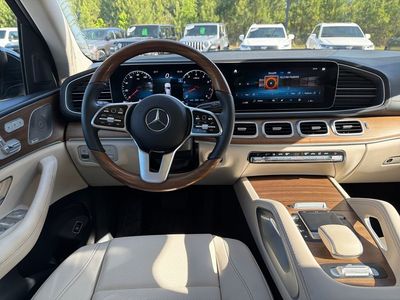2023 Mercedes-Benz GLS - Photo 2