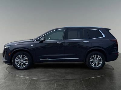2025 Cadillac XT6 — detail view