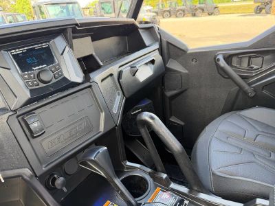 2026 Polaris General XP 1000 Premium — photo 13 view