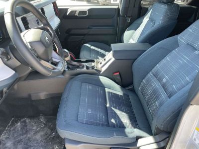 2026 Ford Bronco — photo 13 view