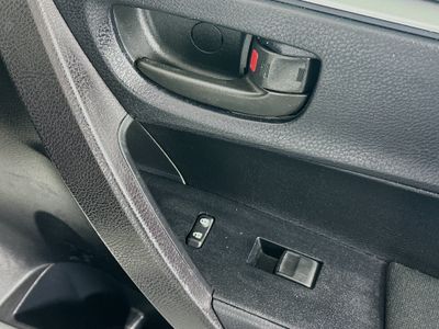 2015 Toyota Corolla - Photo 27