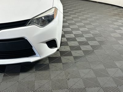 2015 Toyota Corolla - Photo 9