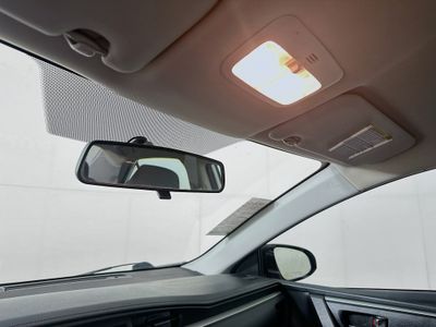 2015 Toyota Corolla - Photo 18