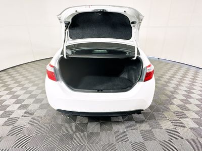 2015 Toyota Corolla - Photo 29