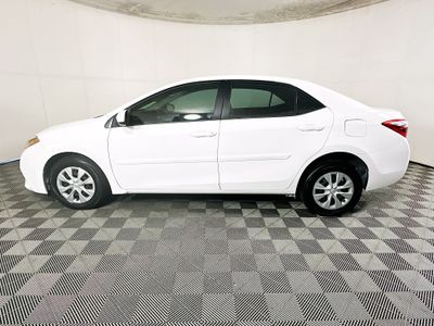 2015 Toyota Corolla - Photo 6
