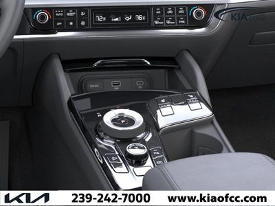 2025 Kia Sportage Hybrid - Photo 23
