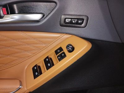 2019 Toyota Avalon - Photo 19