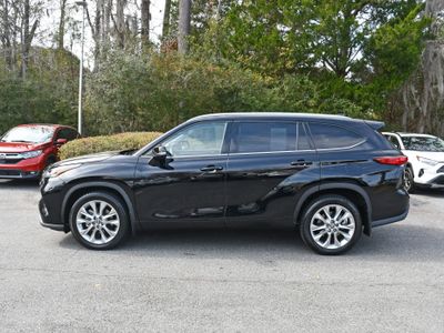2020 Toyota Highlander - Photo 2