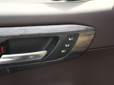 2020 Toyota Highlander - Photo 12
