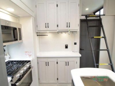 2027 Coachmen RV Chaparral — photo 15 view