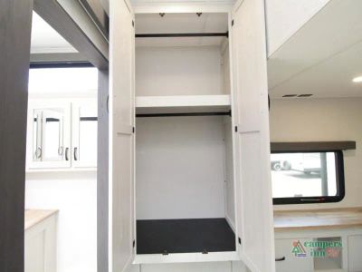 2027 Coachmen RV Chaparral — photo 35 view