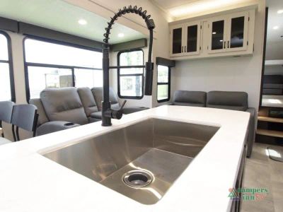 2027 Coachmen RV Chaparral — photo 9 view