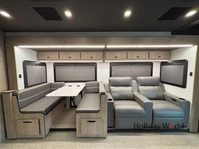 2026 Grand Design Lineage Series F - Photo 11