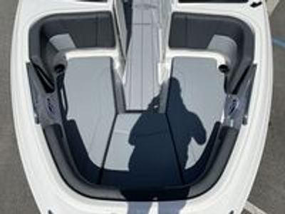 2026 Chaparral 21 SSI - Photo 18