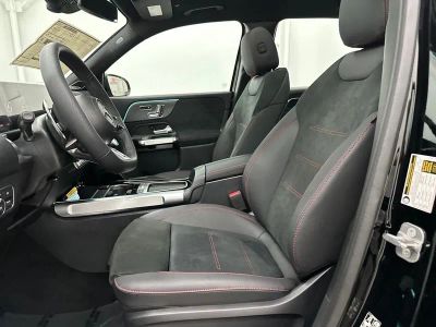 2025 Mercedes-Benz GLB - Photo 18