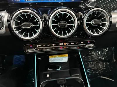 2025 Mercedes-Benz GLB - Photo 17