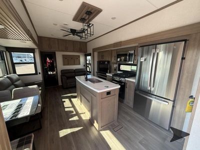 2025 KZ Durango - Photo 12