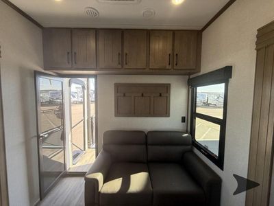 2025 KZ Durango - Photo 15