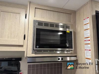 2026 Coachmen RV Catalina Legacy Edition - Photo 9