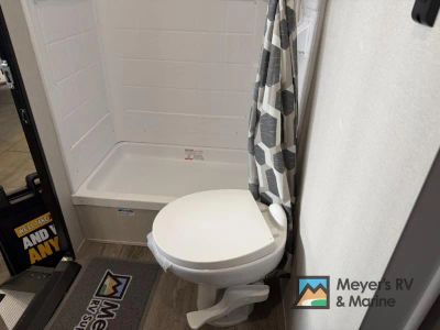 2026 Coachmen RV Catalina Legacy Edition - Photo 18
