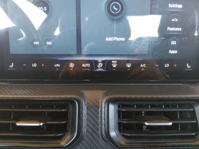 2024 Ford Mustang - Photo 17