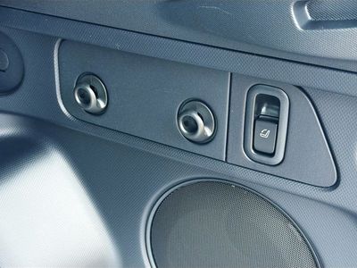 2026 Subaru Forester — photo 13 view