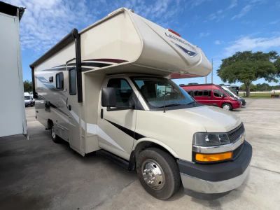 2023 Coachmen LEPRECHAUN — photo 25 view
