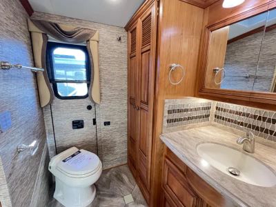 2016 Newmar DUTCH STAR — photo 22 view