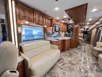 2016 Newmar DUTCH STAR — detail view