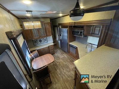 2015 Heartland Bighorn - Photo 7