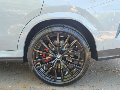 2027 BMW X6 - Photo 9