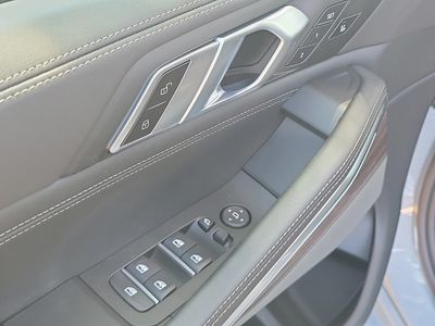 2027 BMW X6 - Photo 18