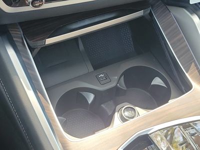 2027 BMW X6 - Photo 32