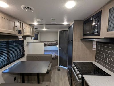 2021 Keystone Hideout West - Photo 15