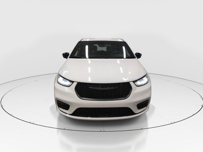 2024 Chrysler Pacifica — side profile view