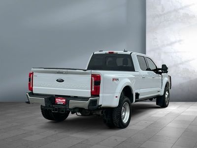 2023 Ford Super Duty F-450 DRW — detail view