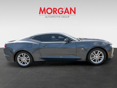 2022 Chevrolet Camaro - Photo 2