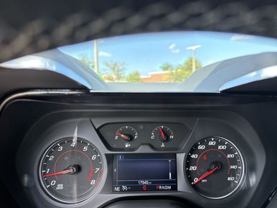 2022 Chevrolet Camaro - Photo 12