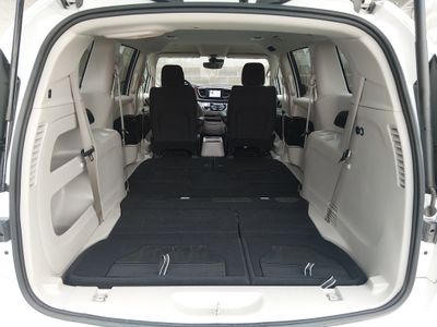 2024 Chrysler Voyager - Photo 12
