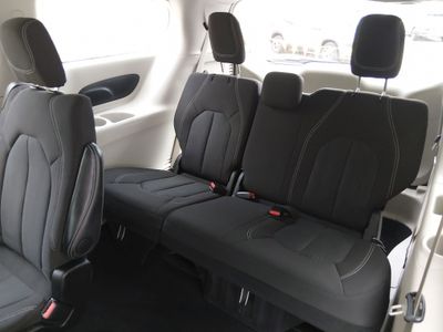 2024 Chrysler Voyager - Photo 28