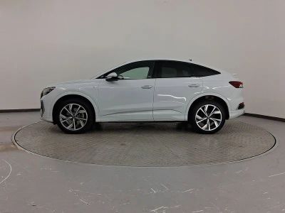 2026 2023 Q4 e-tron Sportback SUV - Photo 2
