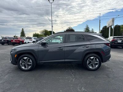 2025 Hyundai Tucson — side profile view