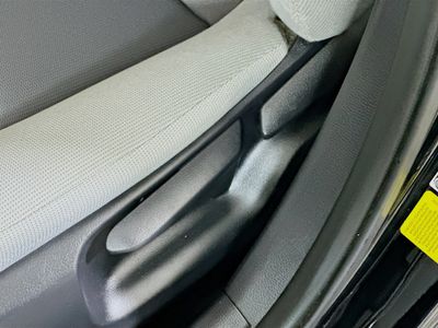 2024 Toyota Corolla - Photo 13