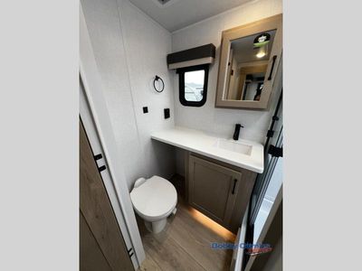 2025 Forest River RV Flagstaff Super Lite - Photo 13