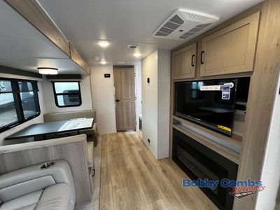 2025 Forest River RV Flagstaff Super Lite - Photo 7