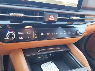 2026 Kia Sportage Plug-In Hybrid - Photo 18