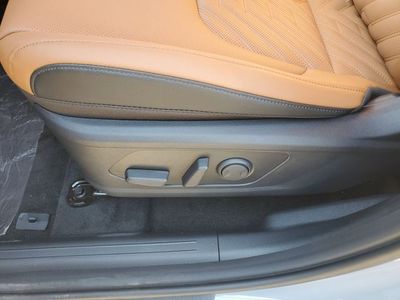 2026 Kia Sportage Plug-In Hybrid - Photo 9