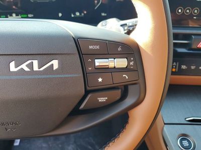 2026 Kia Sportage Plug-In Hybrid - Photo 12