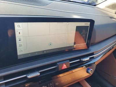 2026 Kia Sportage Plug-In Hybrid - Photo 16
