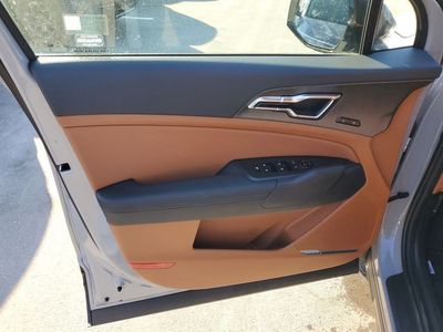 2026 Kia Sportage Plug-In Hybrid - Photo 5